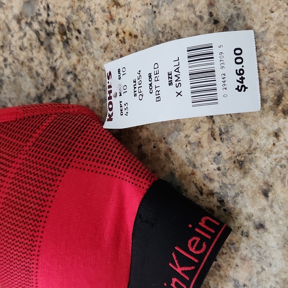 Calvin Klein PLAID Red & Black Printed Bra. NEW. Lightly Lined - Picture 3 of 12